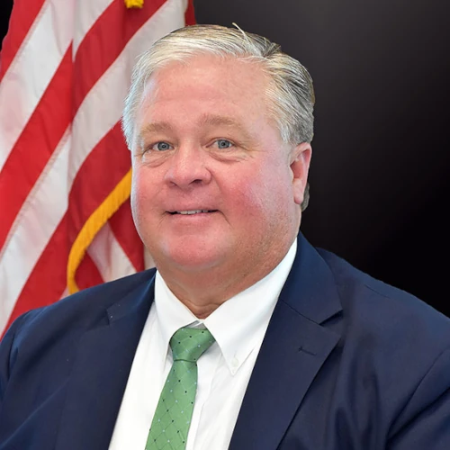 Wesley Davis (R)